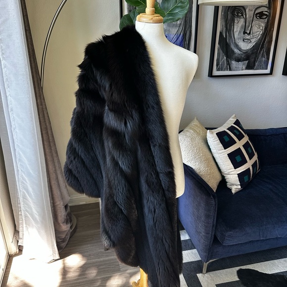 Bob Mackie RARE Oversized Fox Fur Stole Wrap Shawl. 9ft! - Picture 9 of 16